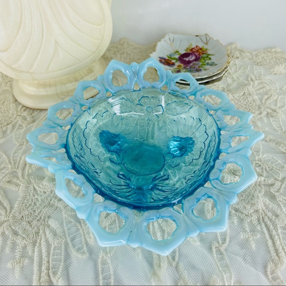 Antique Northwood Shell & Wild Rose Footed Candy Dish / Nut Bowl Opalescent Blue - Picture 1 of 10